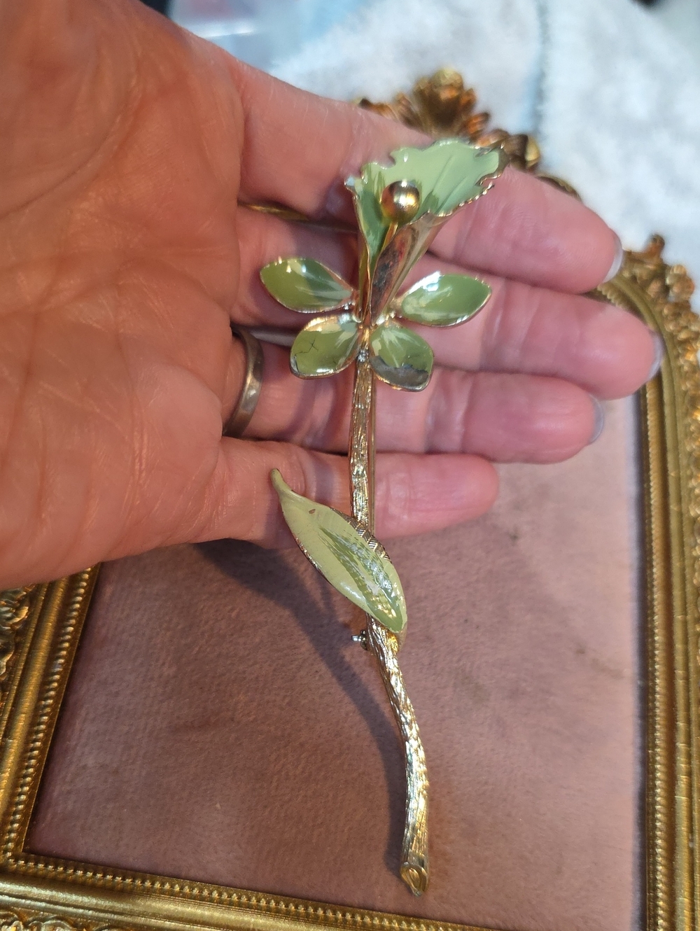 Vintage 1960s Unsigned Shaded Green Enamel Long-Stem Flower Brooch - Picture 1 of 6